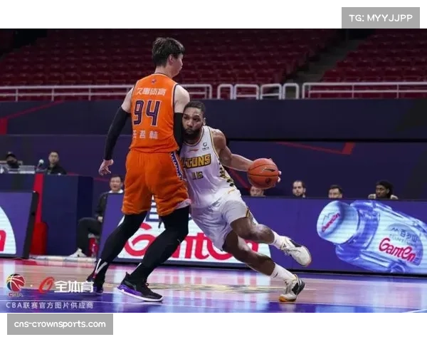 上海久事场均得分98.8分,场均失分82.3分,净胜分联盟第一